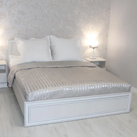 Alex Lux Apartment
